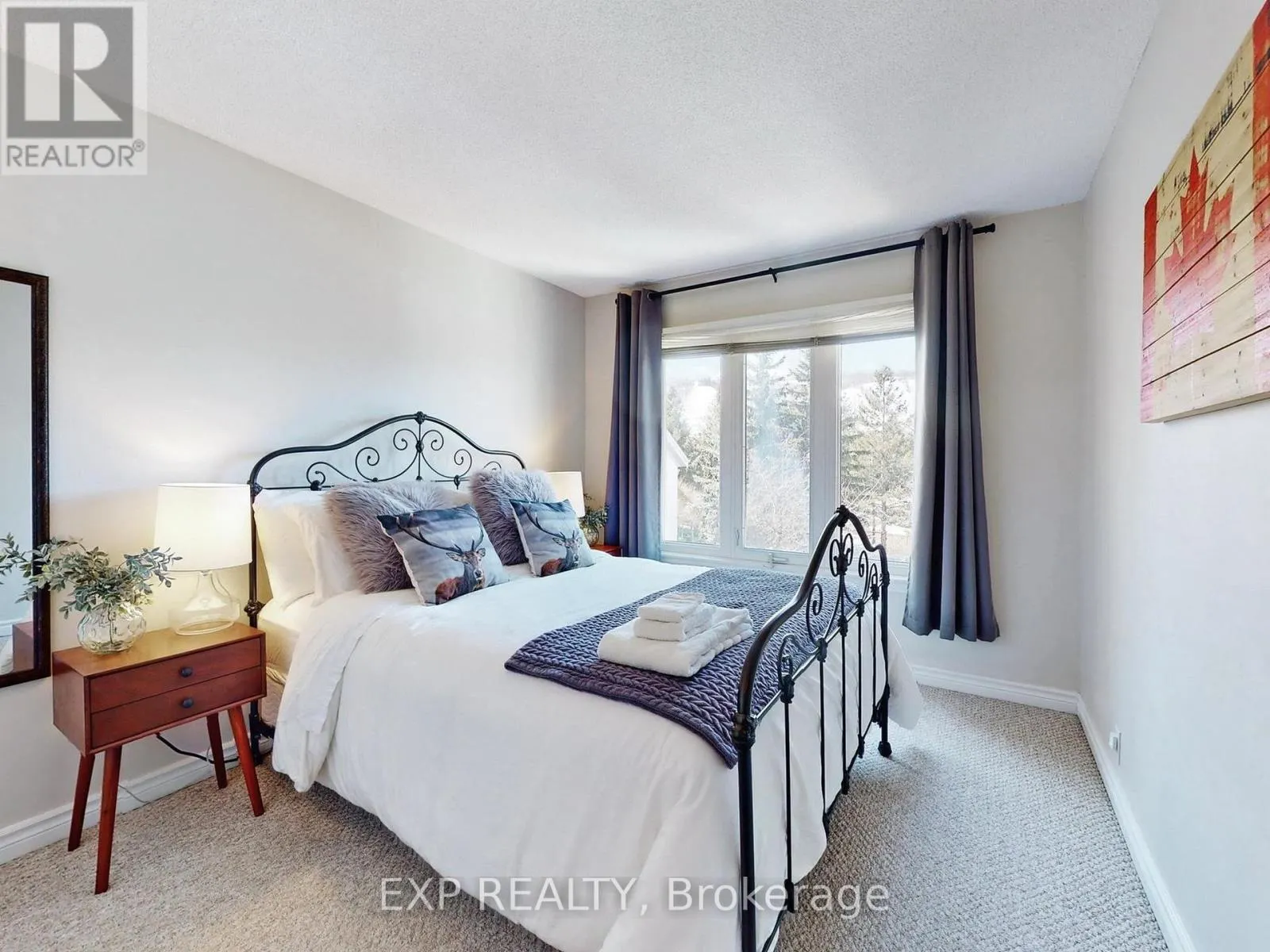 215 - 120 FAIRWAY COURT