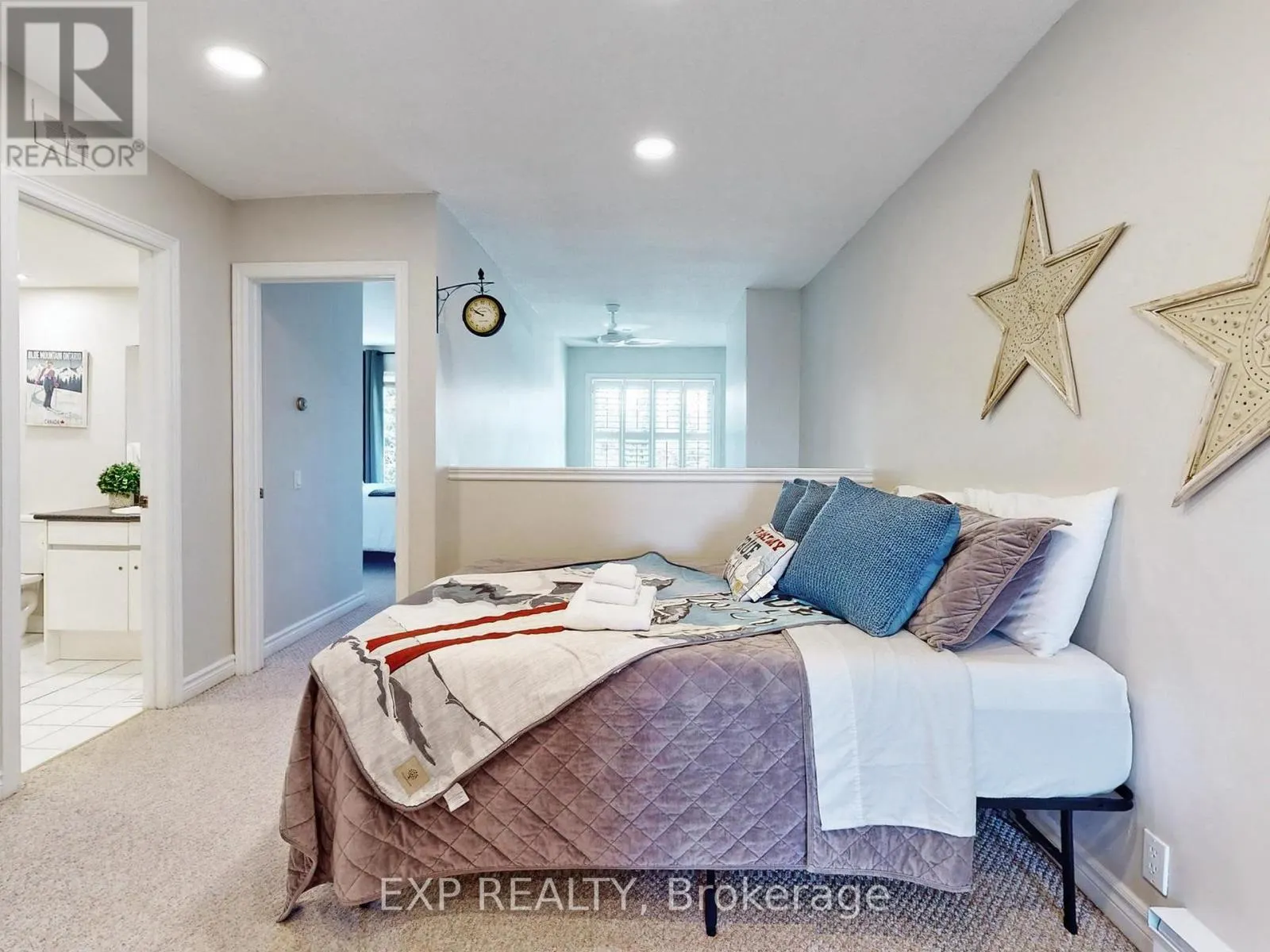 215 - 120 FAIRWAY COURT