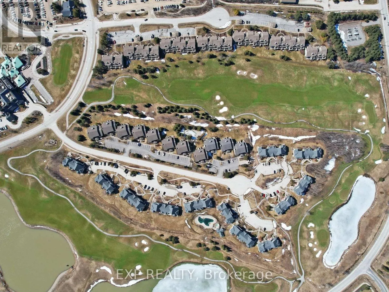 215 - 120 FAIRWAY COURT