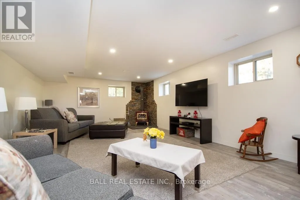 1744 BARTON DRIVE