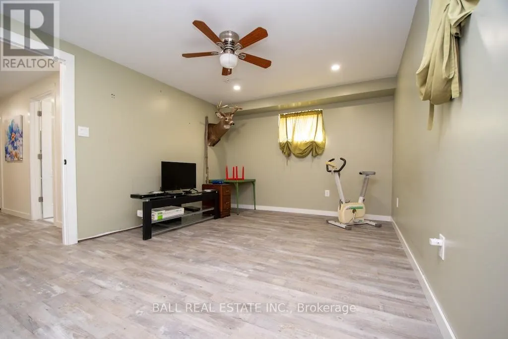1744 BARTON DRIVE