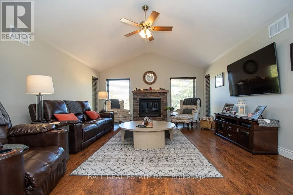 1744 BARTON DRIVE