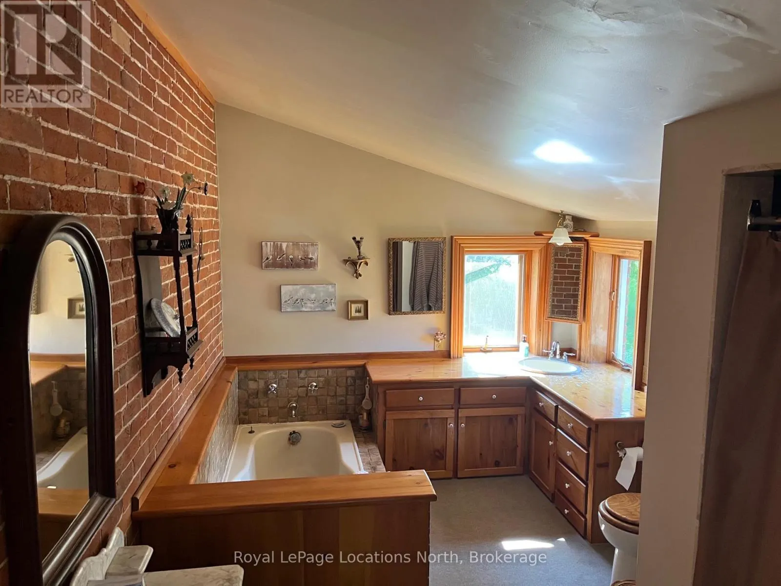 153 SWARTHMORE DRIVE
