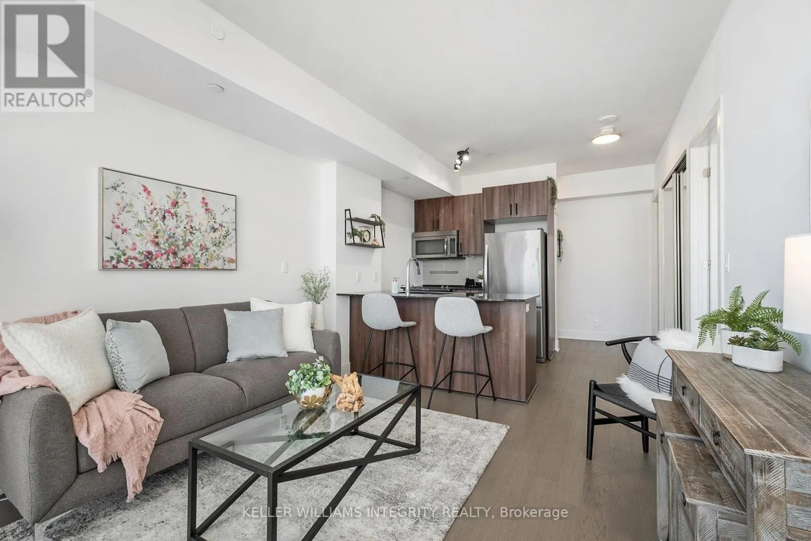 1007 - 485 RICHMOND ROAD
