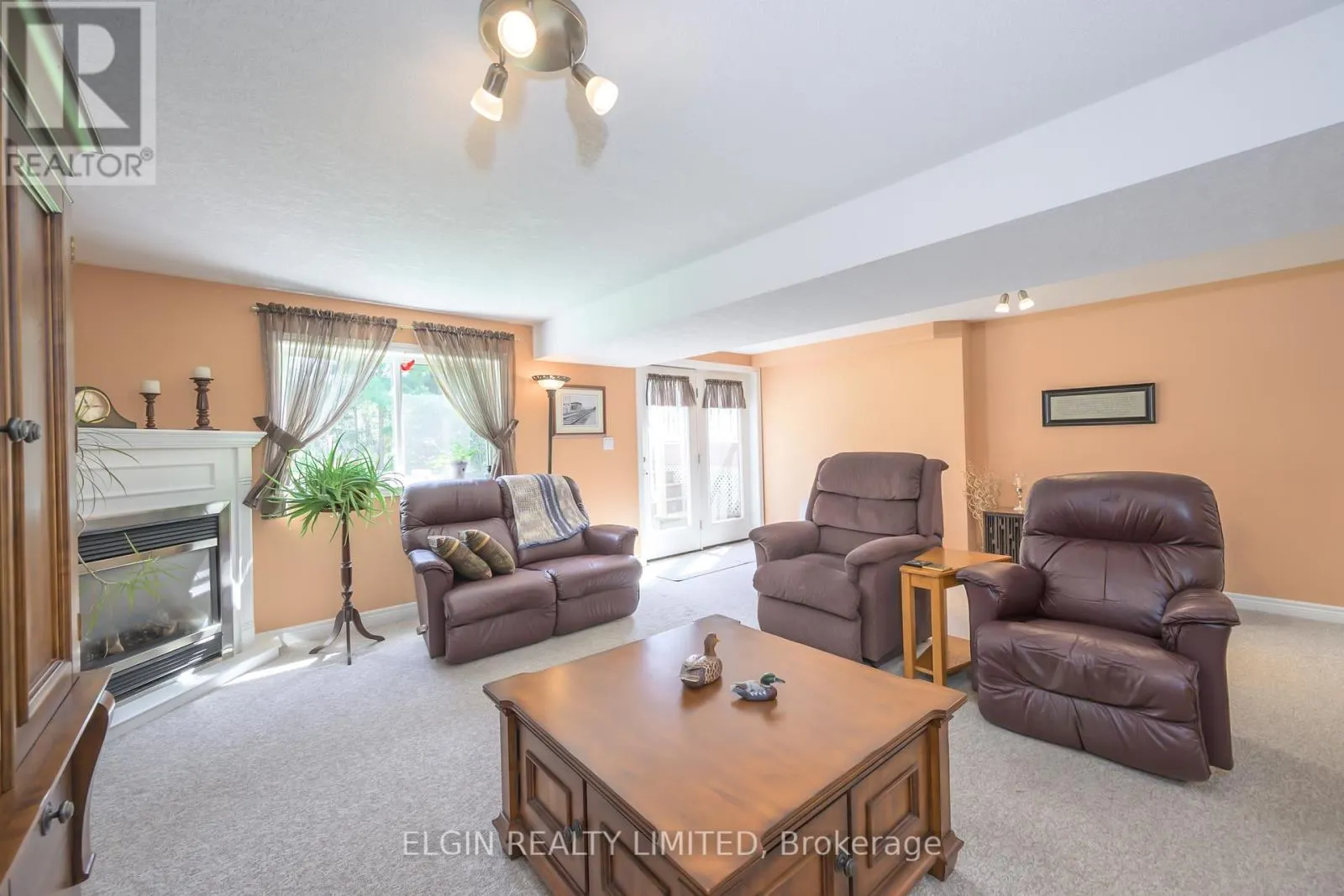 13 WARBLER HEIGHTS