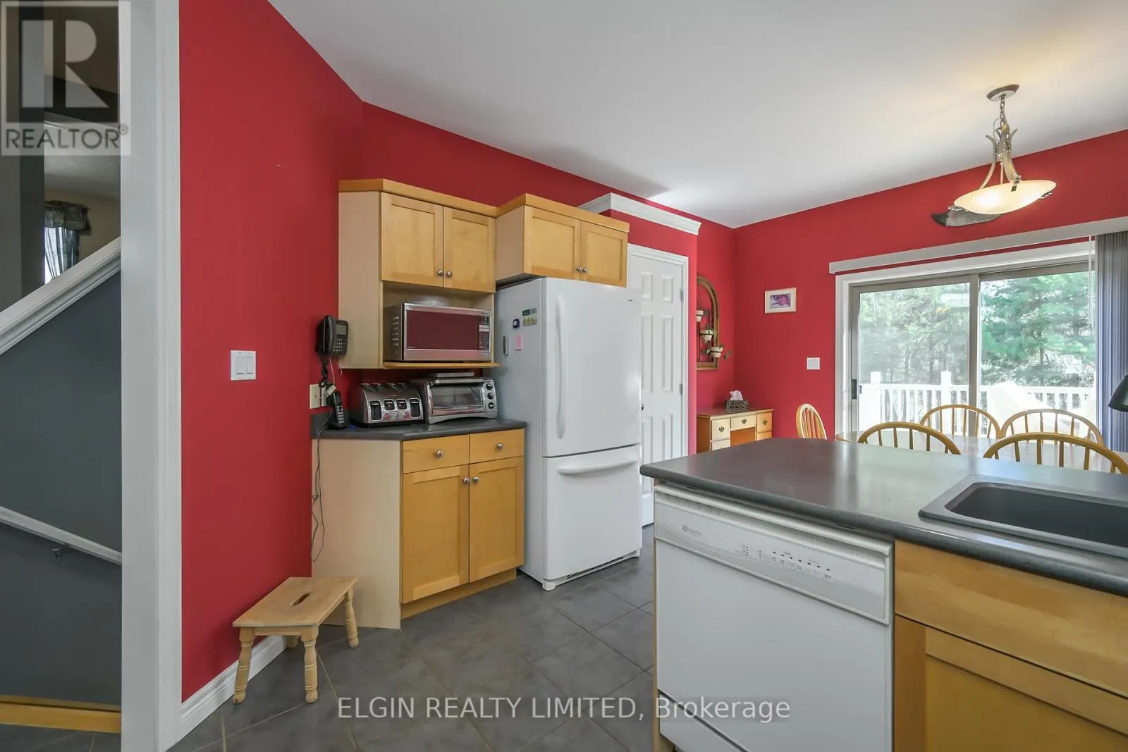 13 WARBLER HEIGHTS