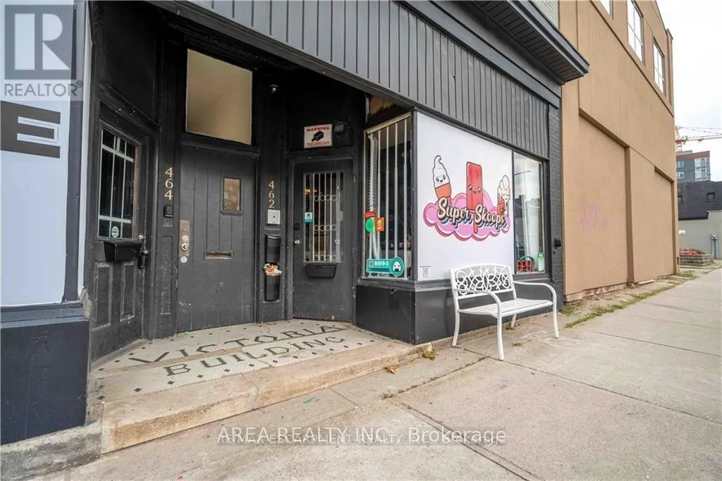 462-464 KING STREET W