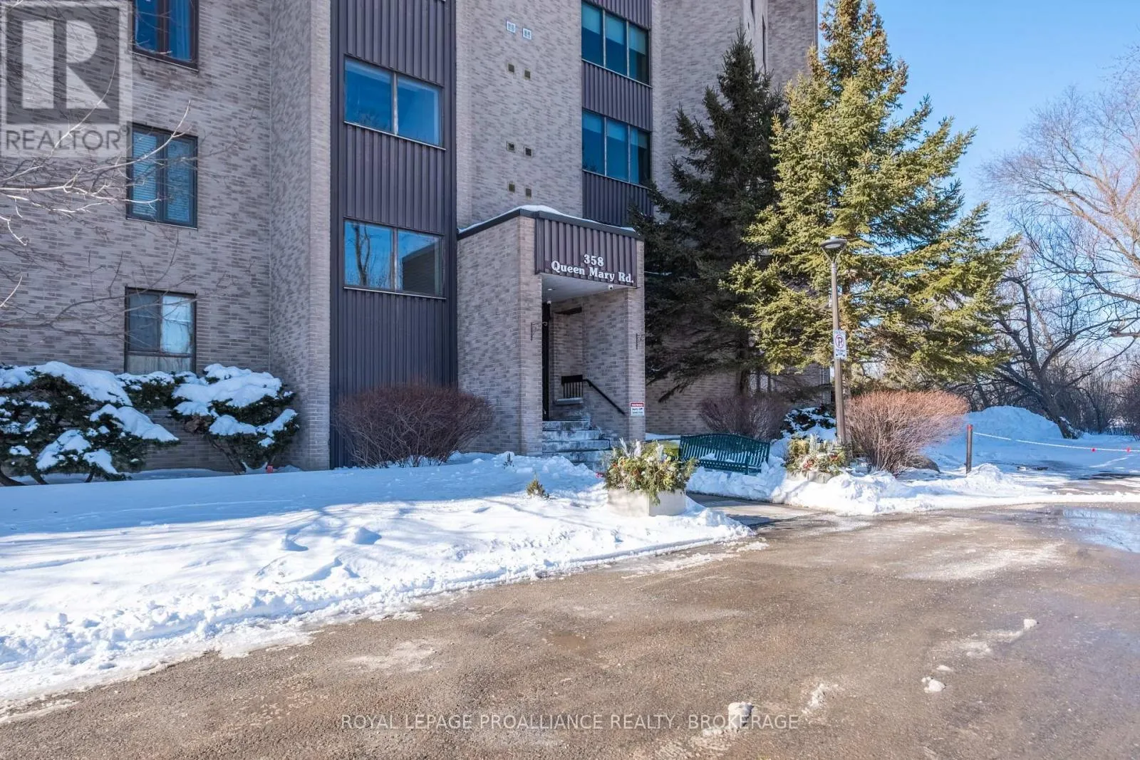 208 - 358 QUEEN MARY ROAD, #208