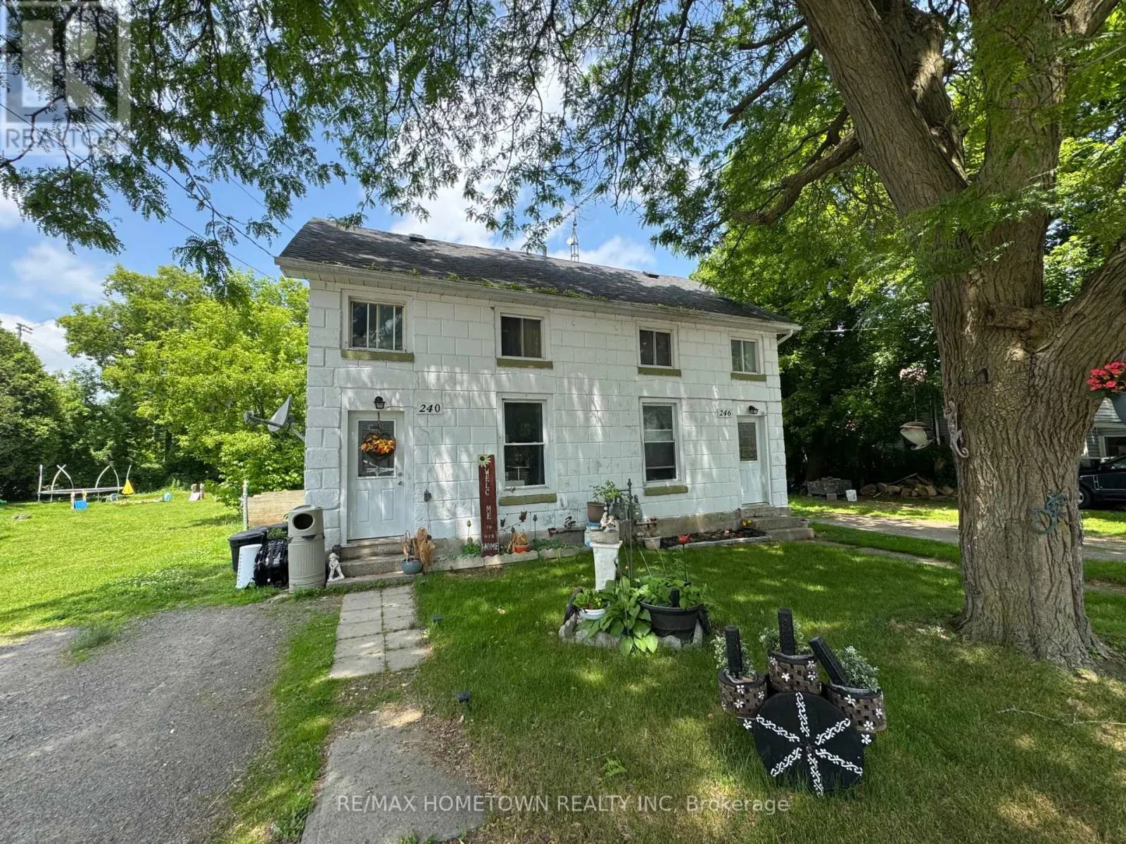 240-246 WOOD STREET E