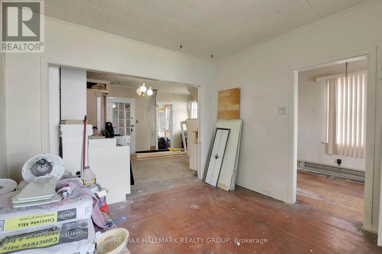 211 ST PHILIPPE STREET