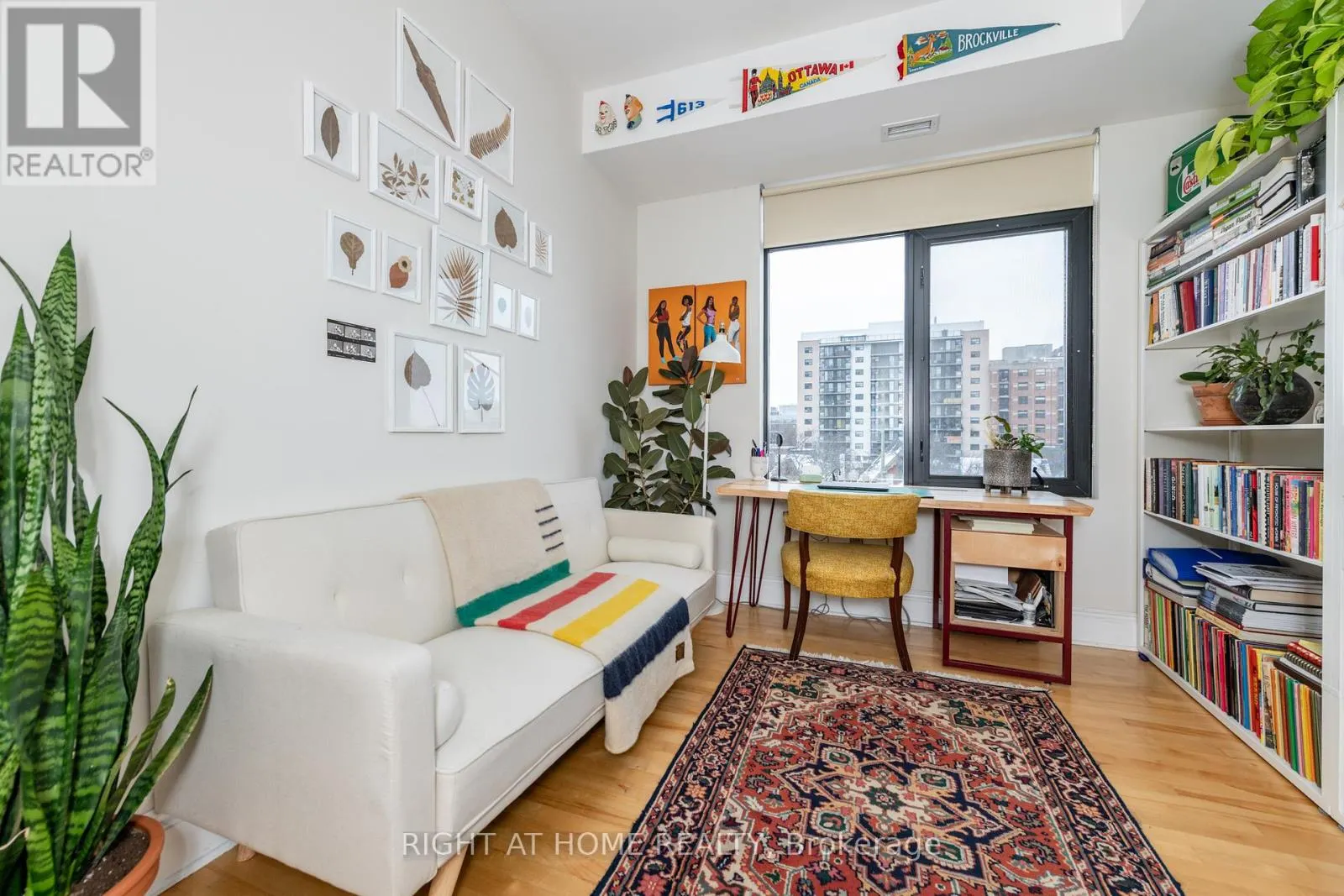 504 - 364 COOPER STREET
