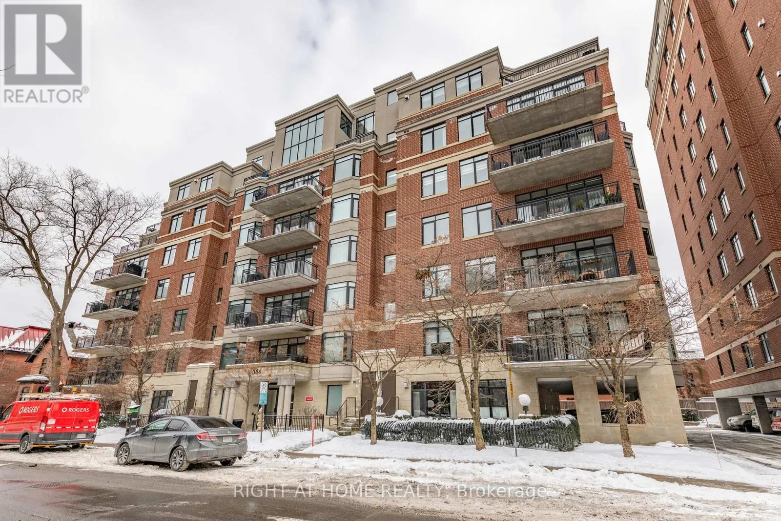 504 - 364 COOPER STREET