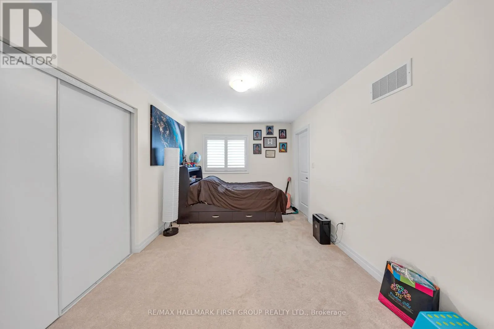 39 WANNAMAKER CRESCENT