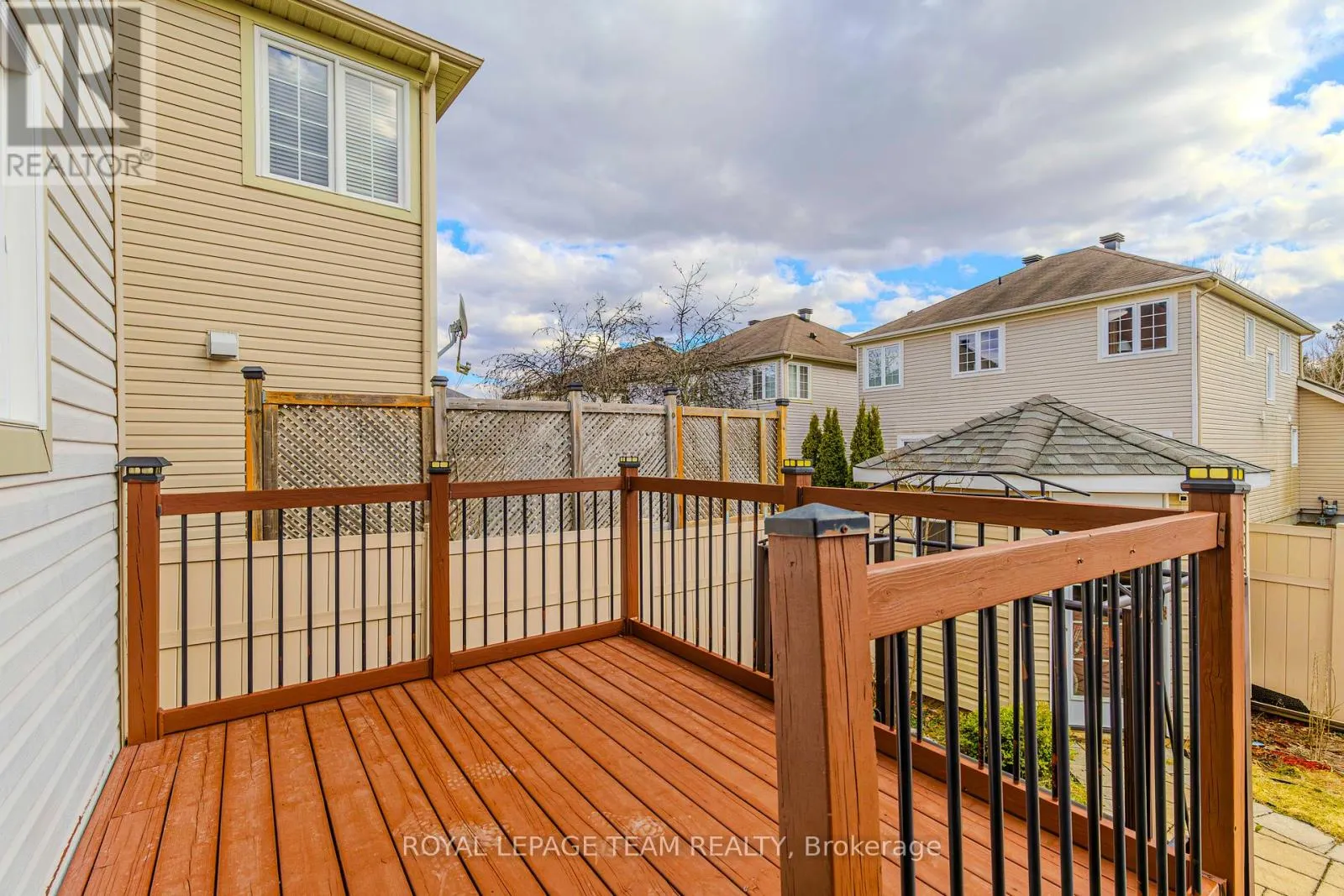 474 WEST RIDGE DRIVE