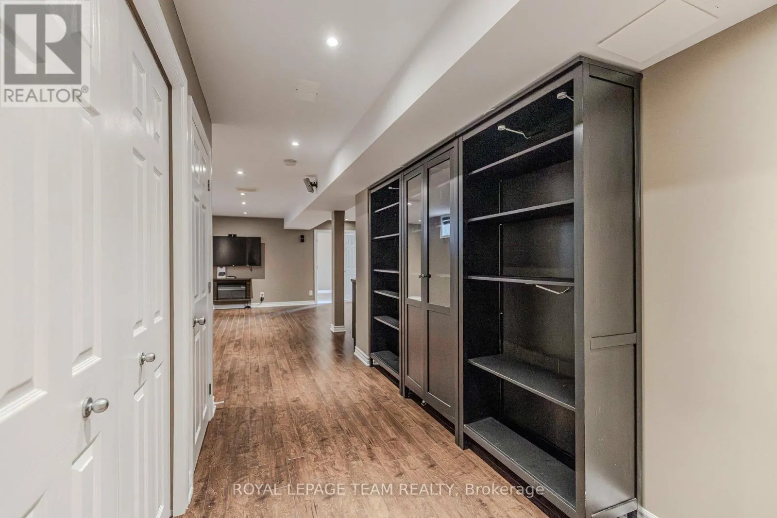 474 WEST RIDGE DRIVE