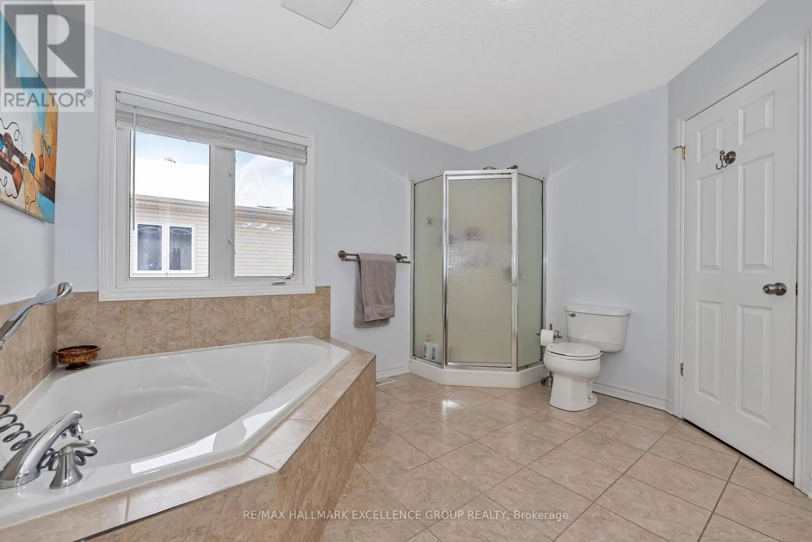 581 EMERALD STREET