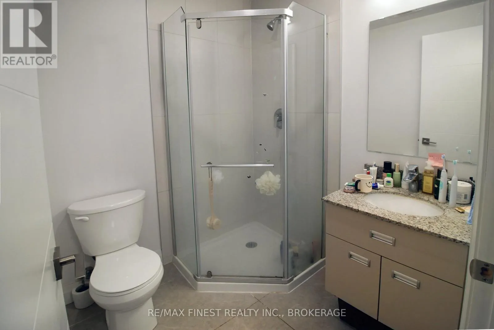 610 - 652 PRINCESS STREET, #610