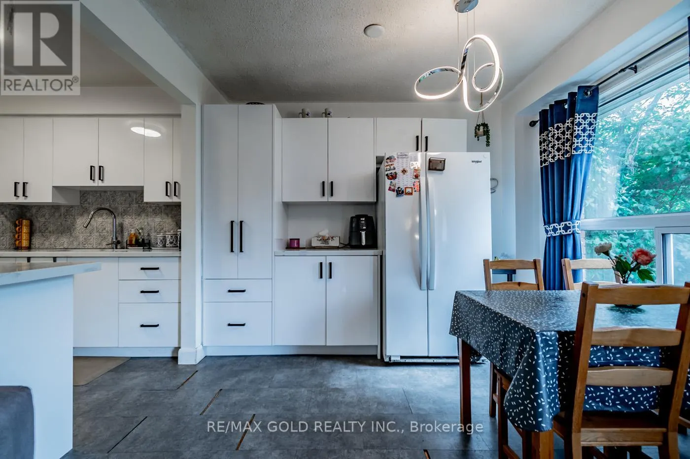 50 - 286 CUSHMAN ROAD N
