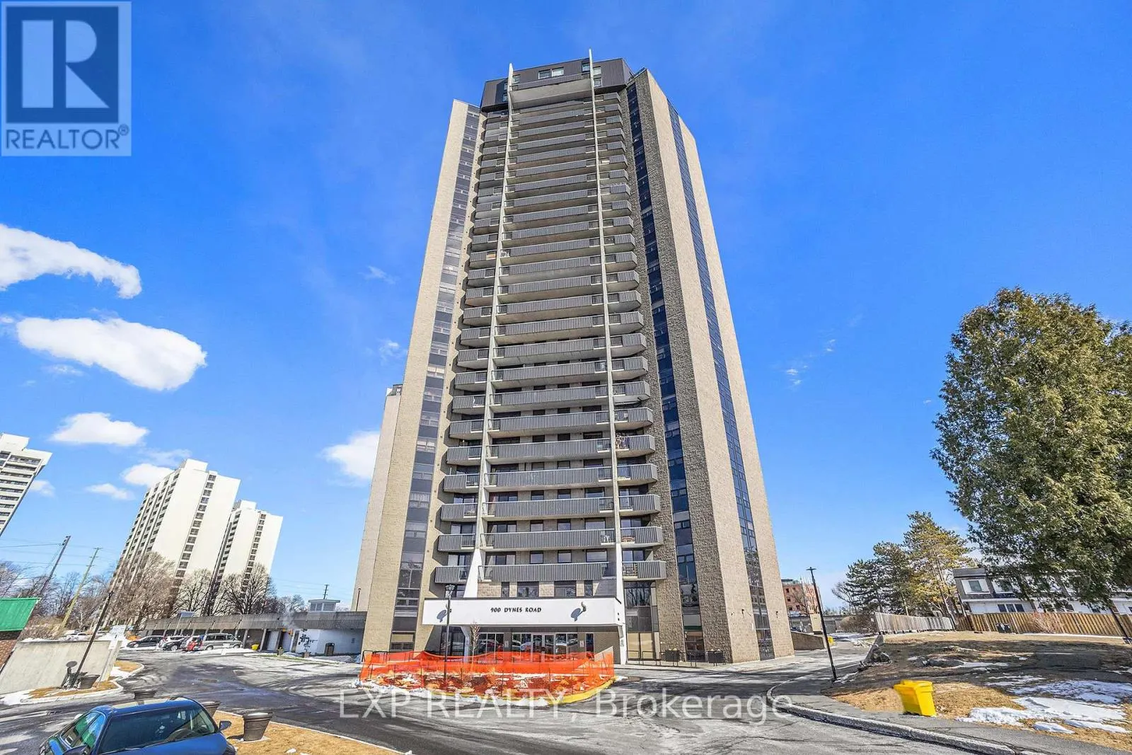 2309 - 900 DYNES ROAD