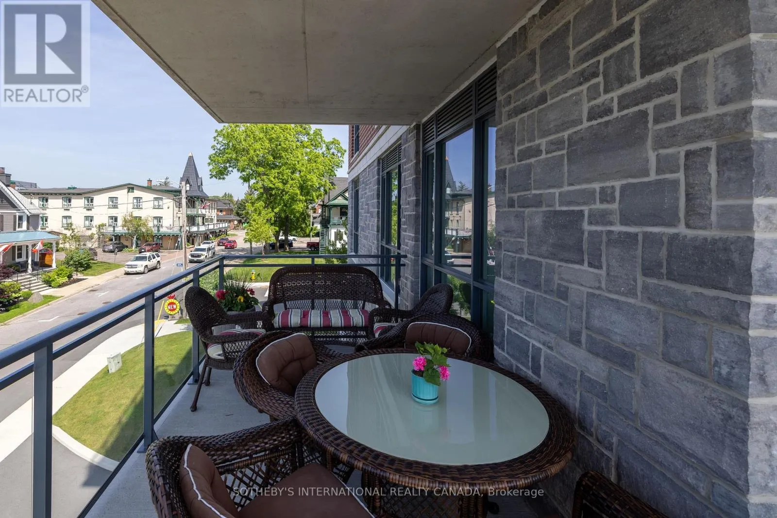 221 - 129B SOUTH ST STREET