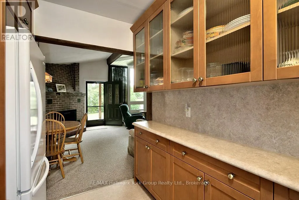 104 RIDGEVIEW DRIVE