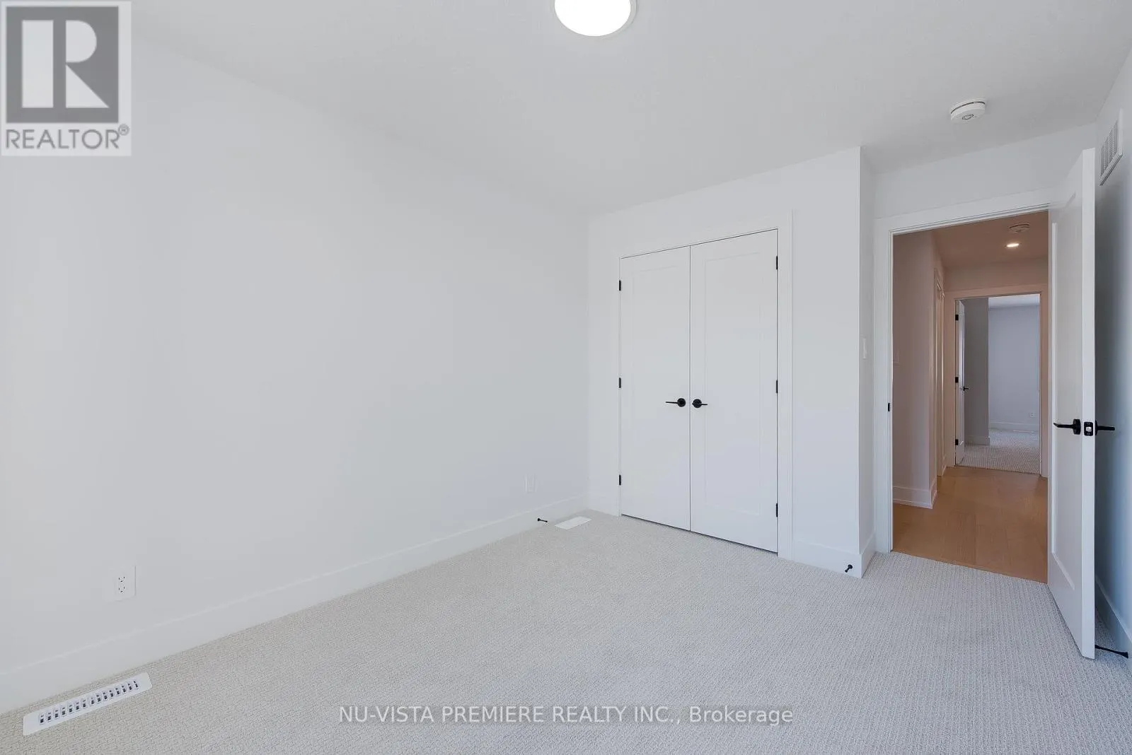 70 - 1175 RIVERBEND ROAD, #70
