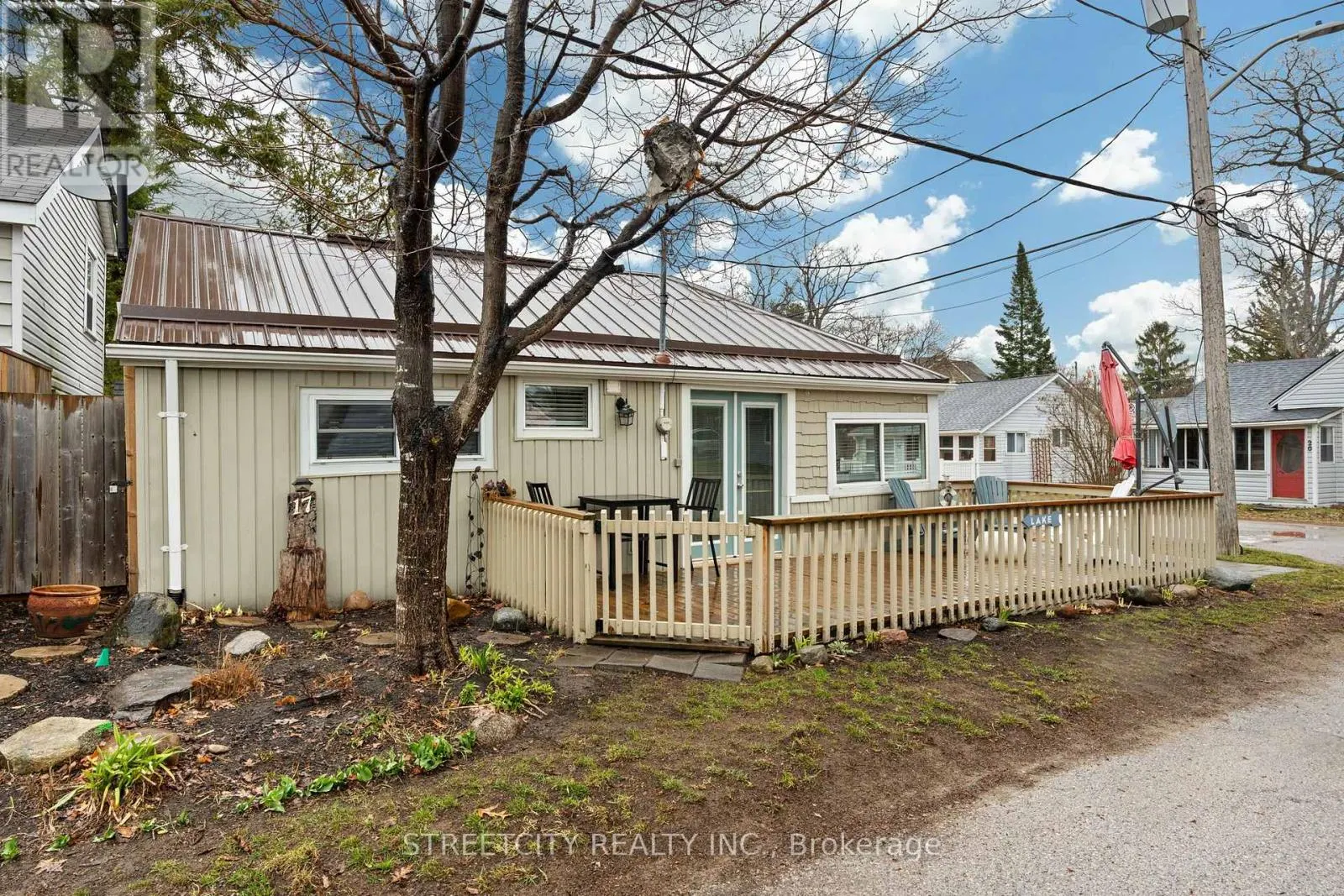 17 WARWICK AVENUE