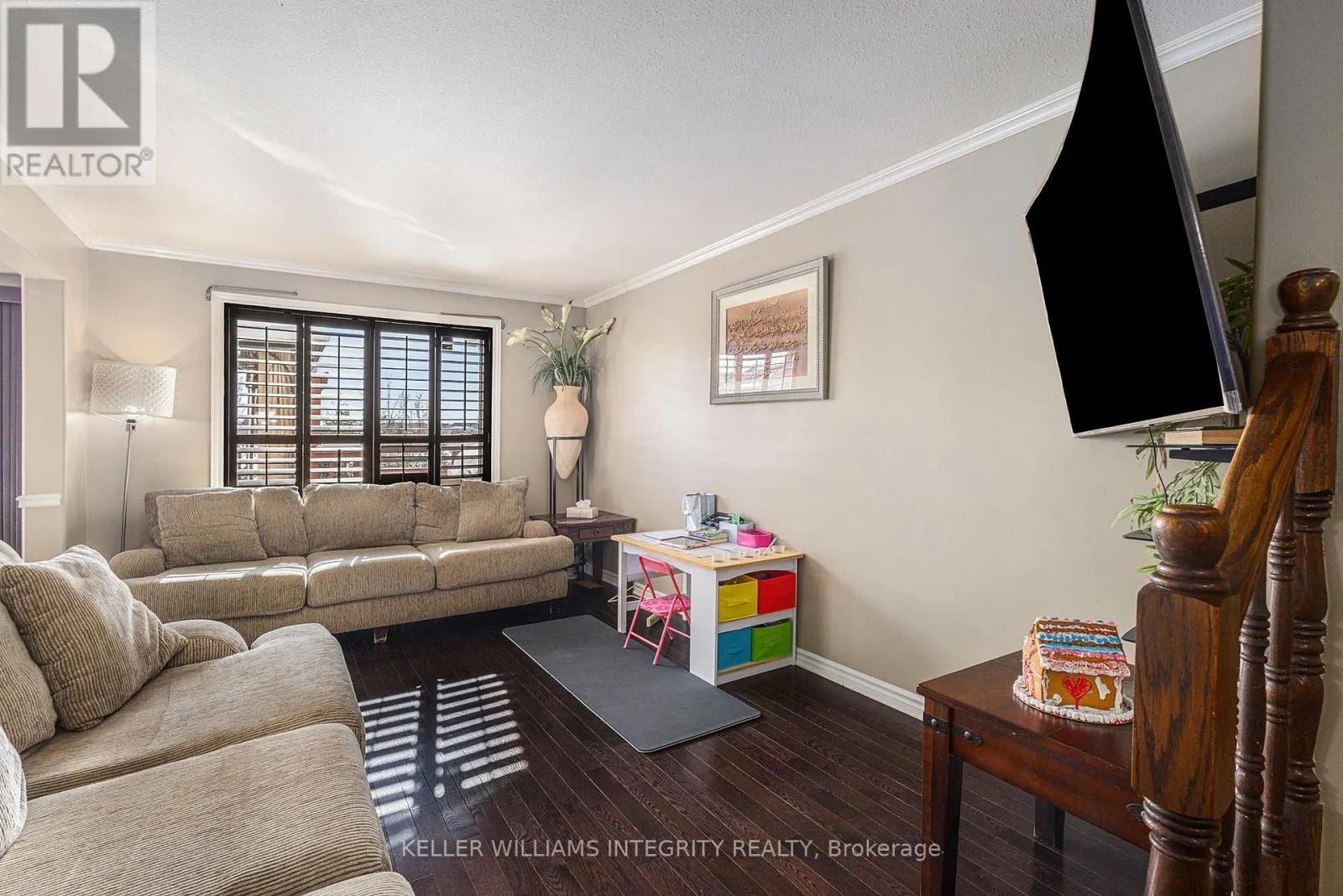 2114 BERGAMOT CIRCLE