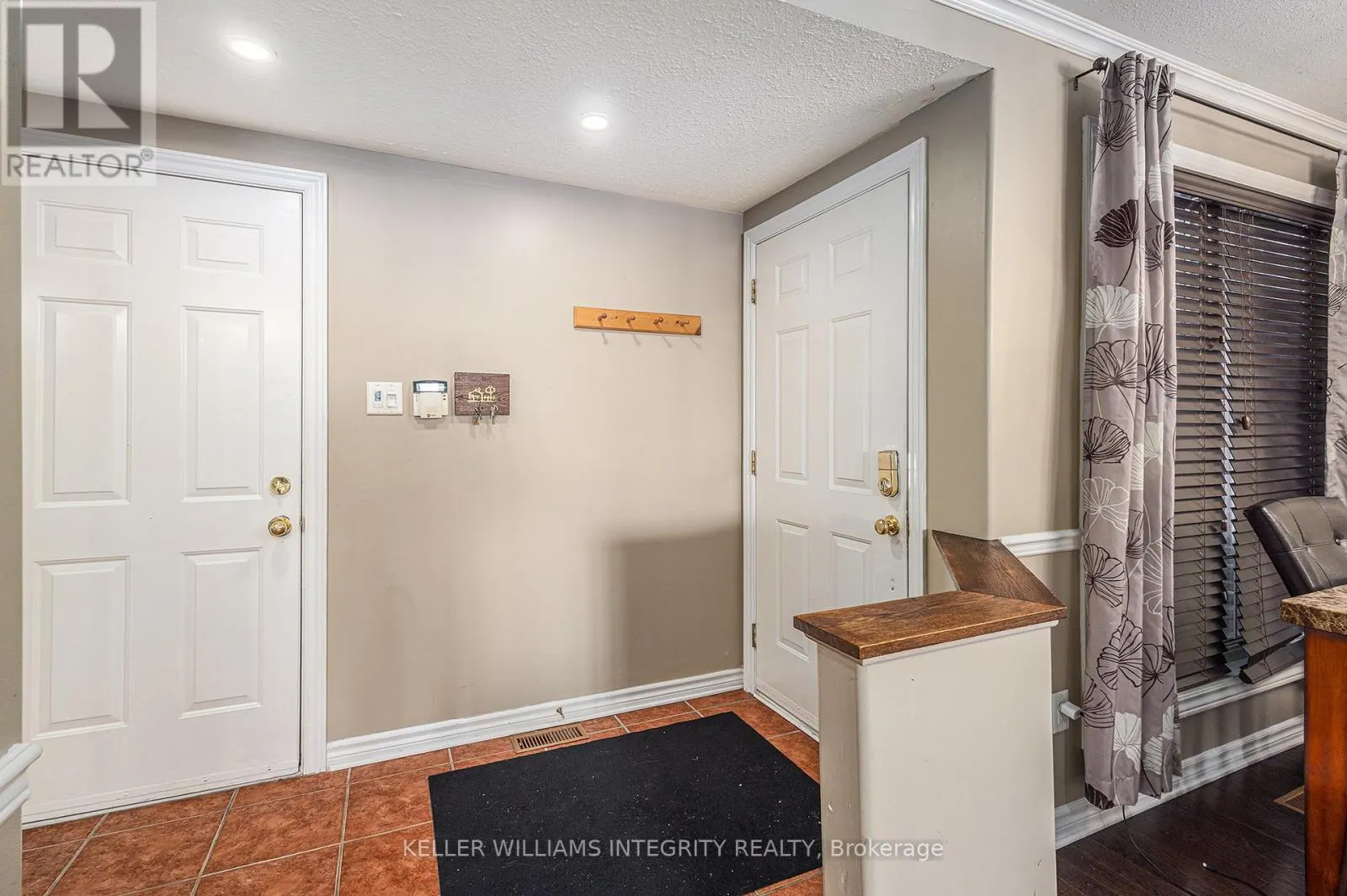 2114 BERGAMOT CIRCLE