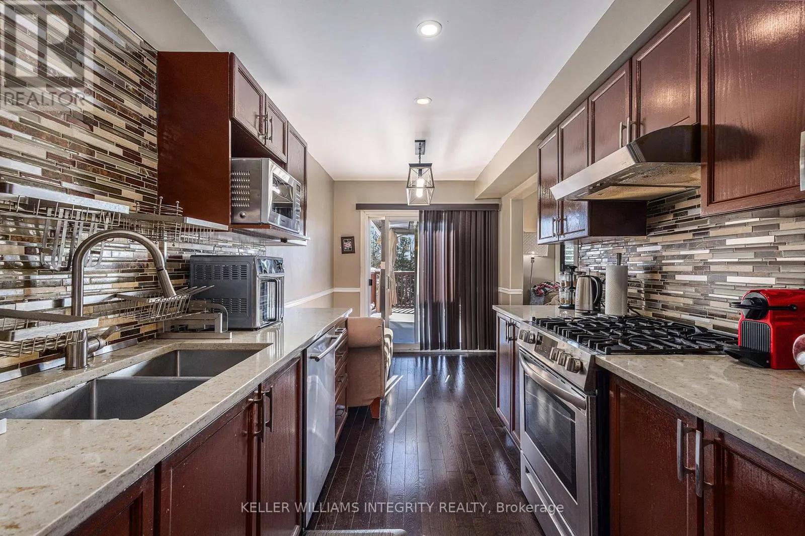 2114 BERGAMOT CIRCLE