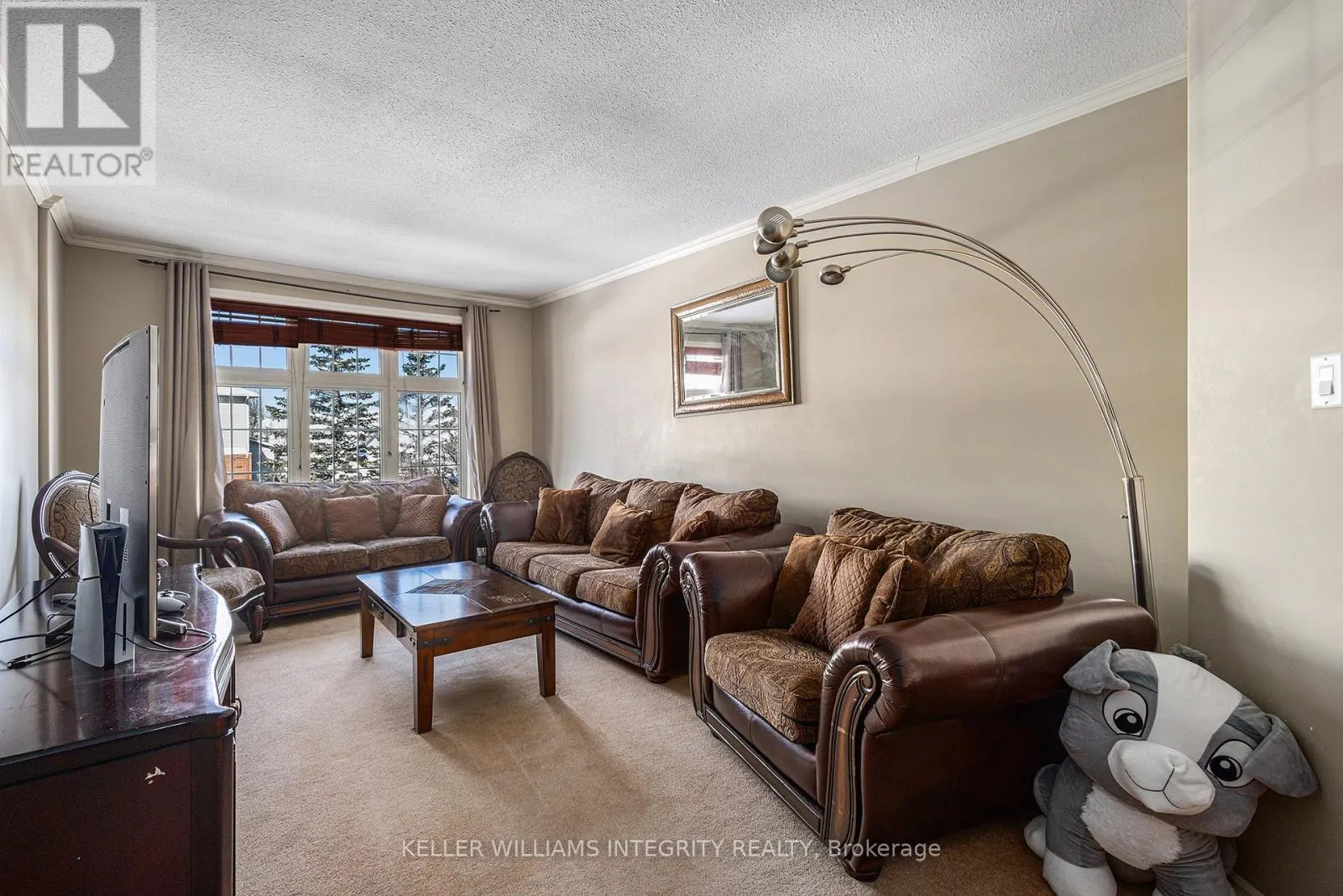 2114 BERGAMOT CIRCLE
