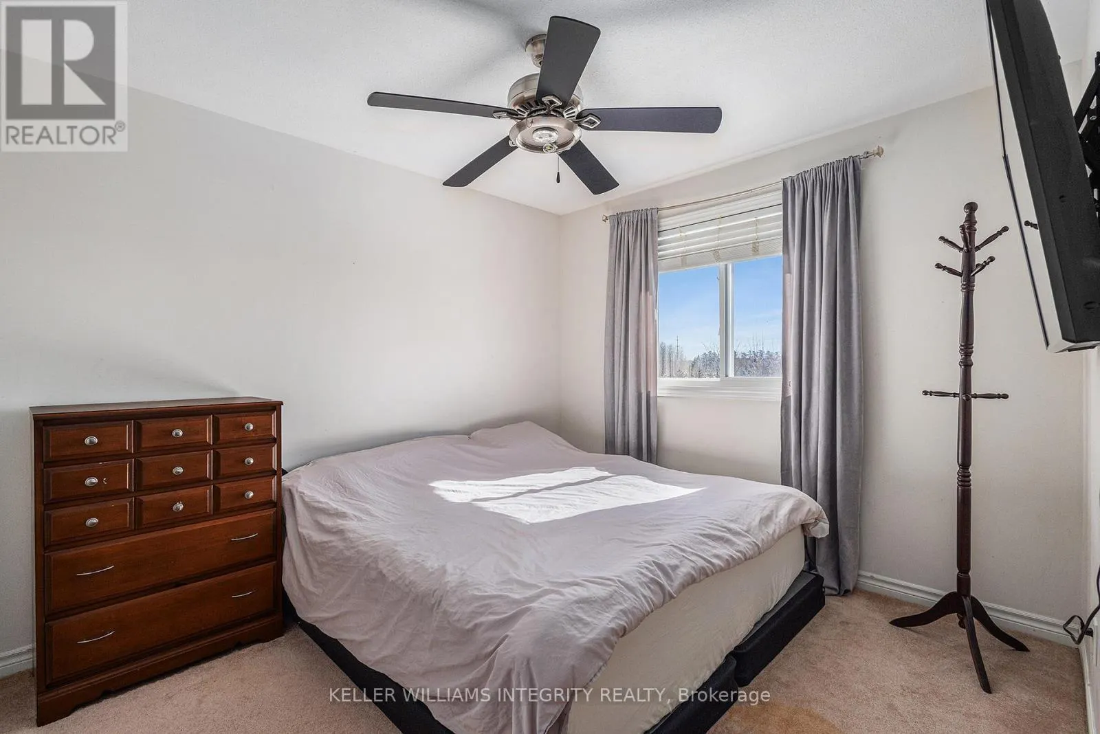 2114 BERGAMOT CIRCLE