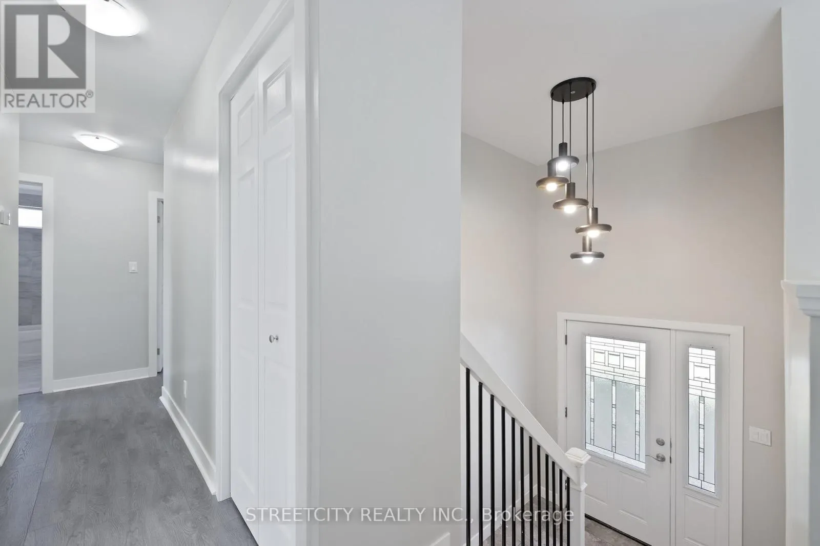 903 WESTBURY COURT