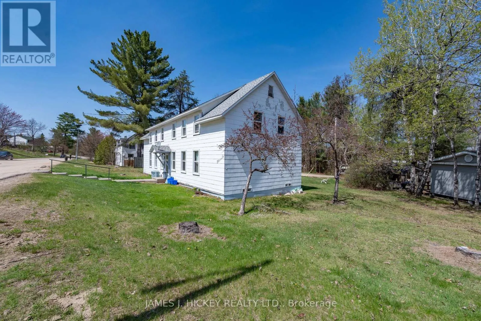 14 HURON STREET