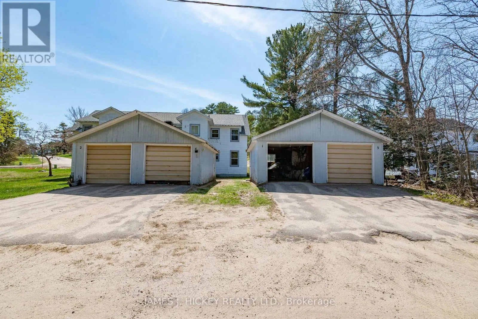14 HURON STREET