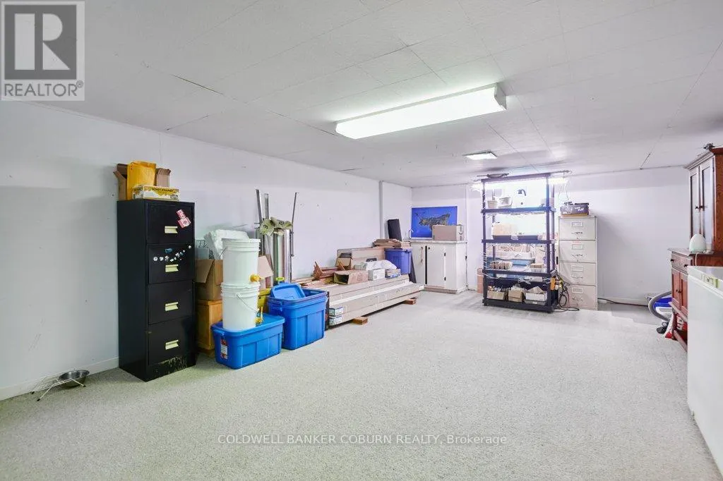 11391 LAKESHORE DRIVE