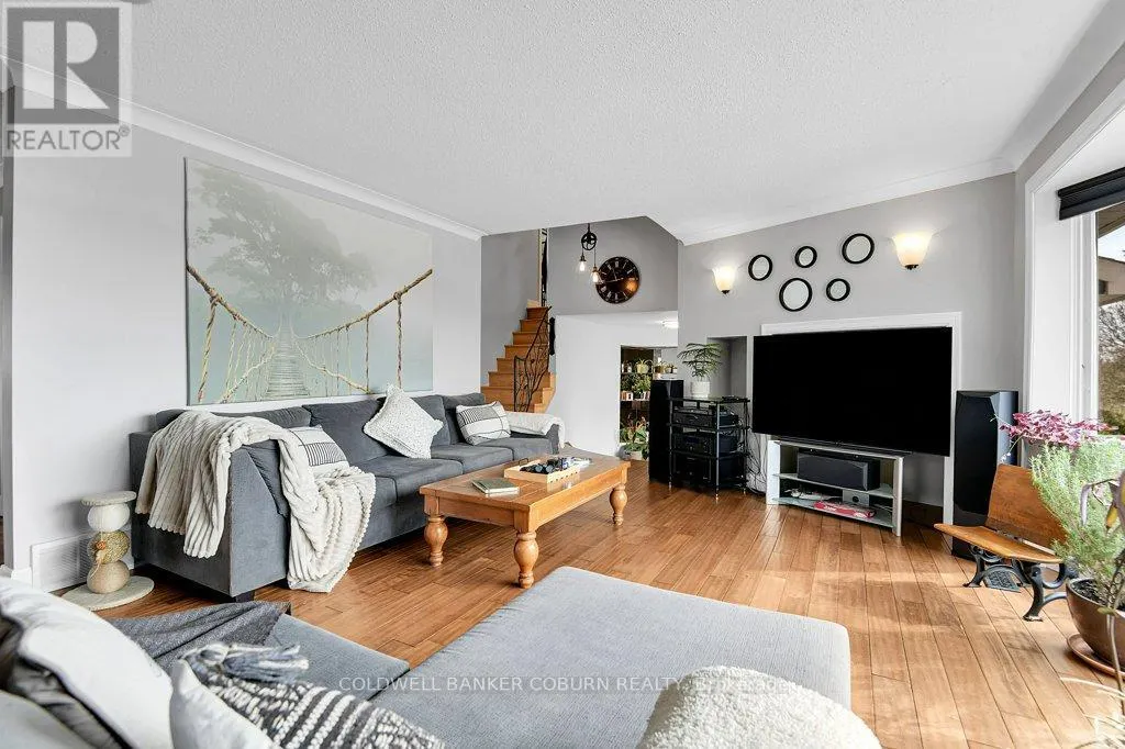 11391 LAKESHORE DRIVE
