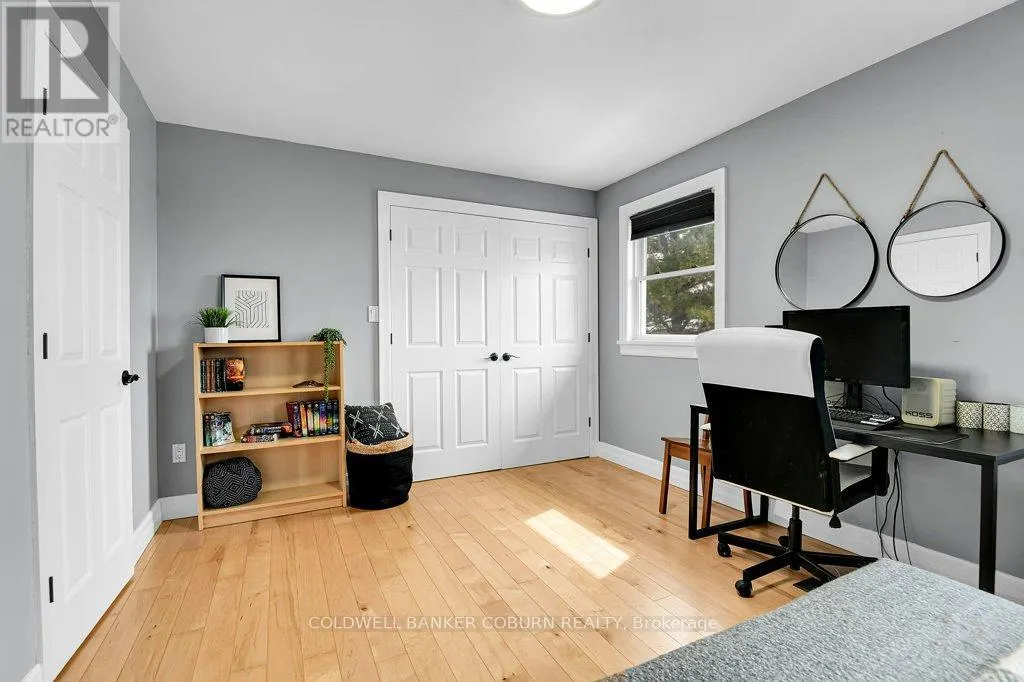 11391 LAKESHORE DRIVE