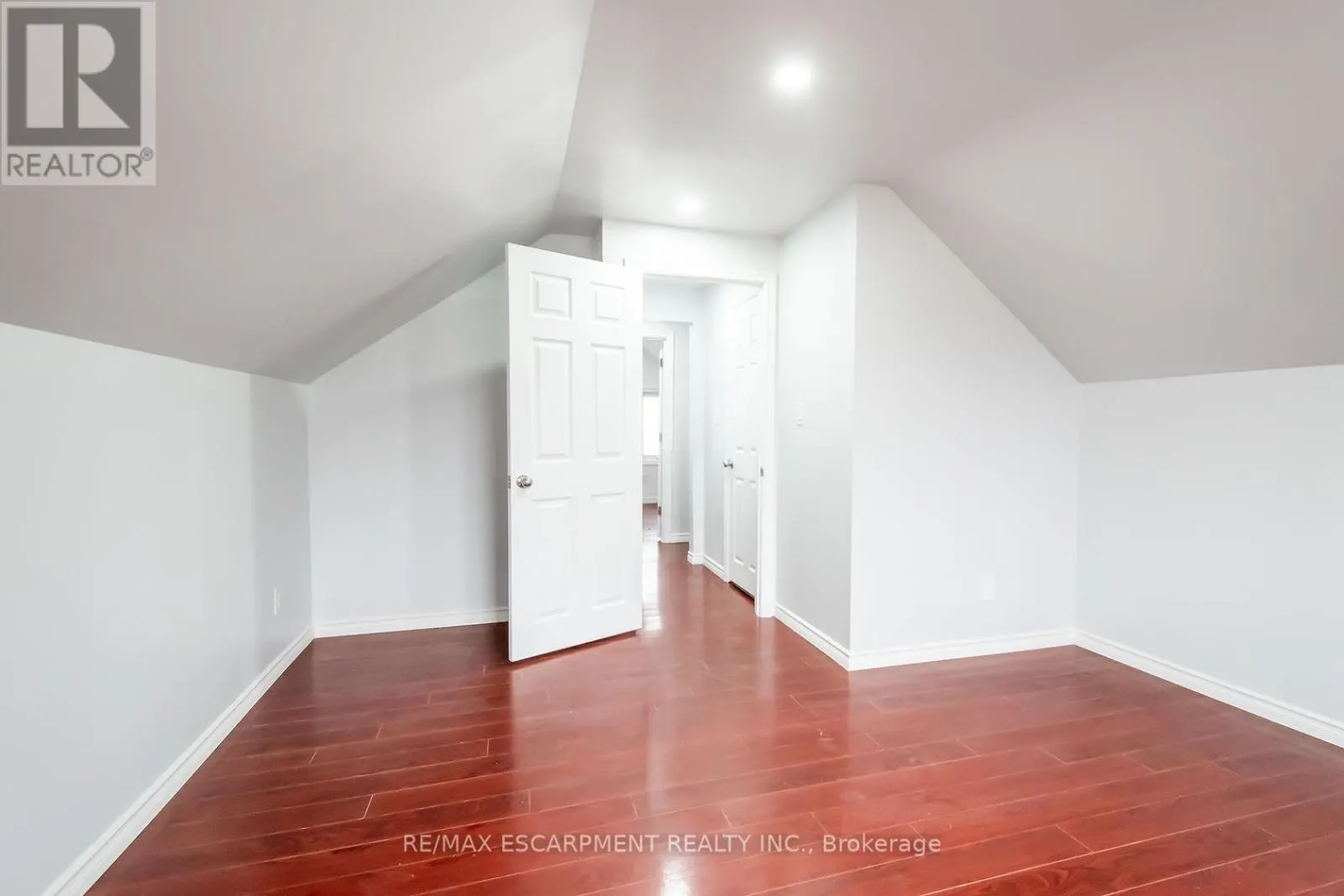 132 FRANKLIN AVENUE