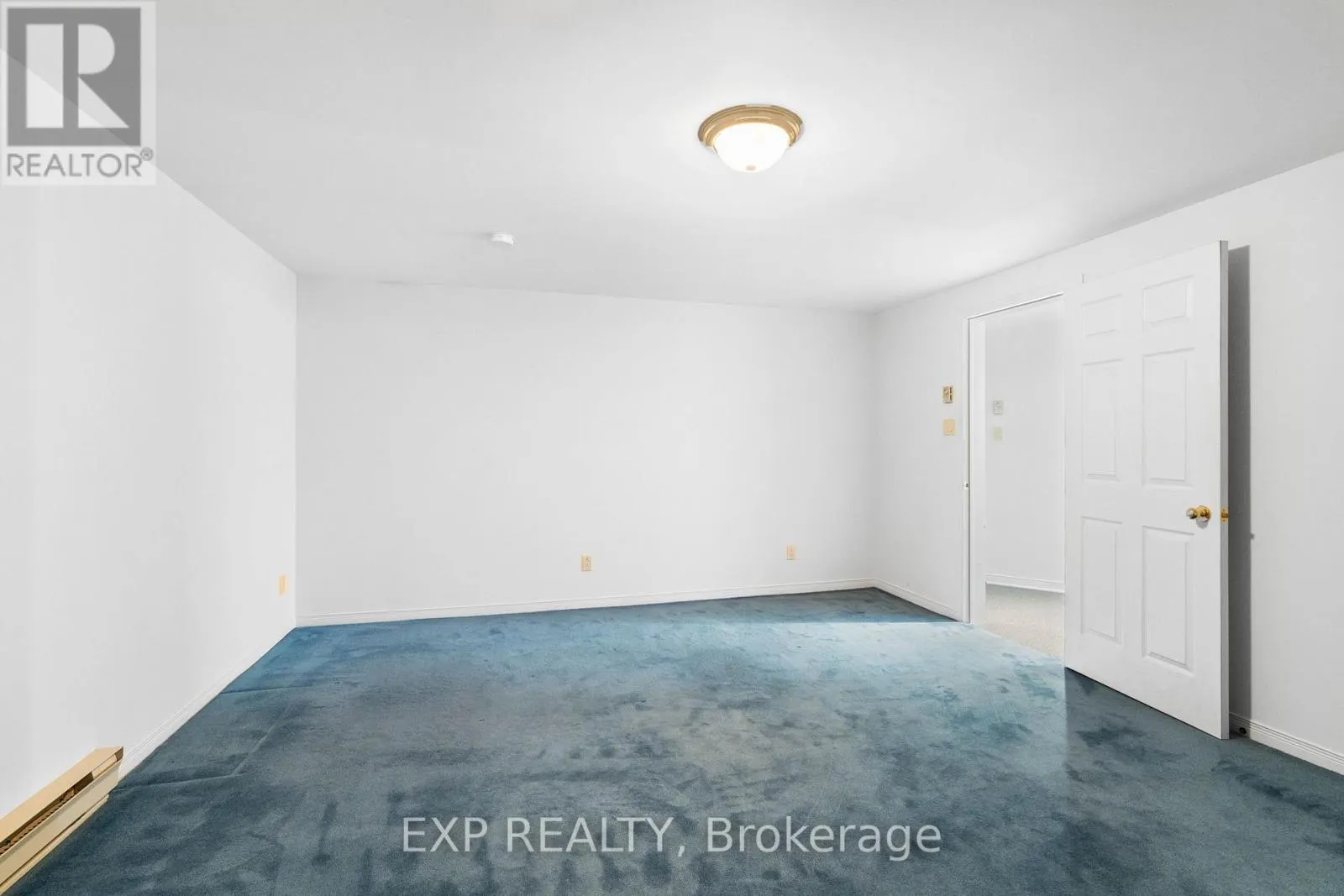 1 HEATHER GLEN COURT