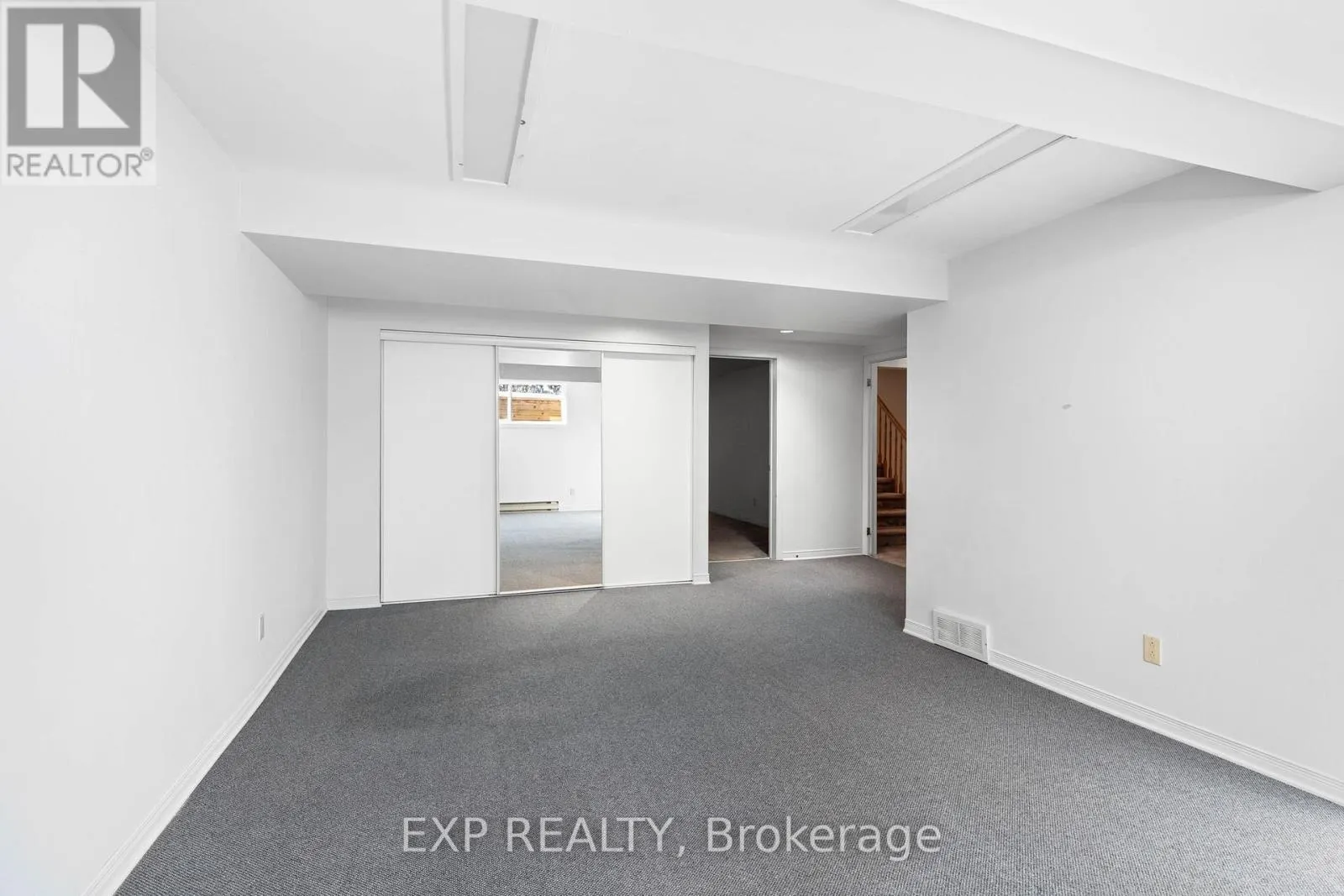 1 HEATHER GLEN COURT
