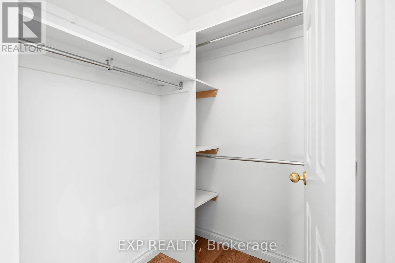 1 HEATHER GLEN COURT