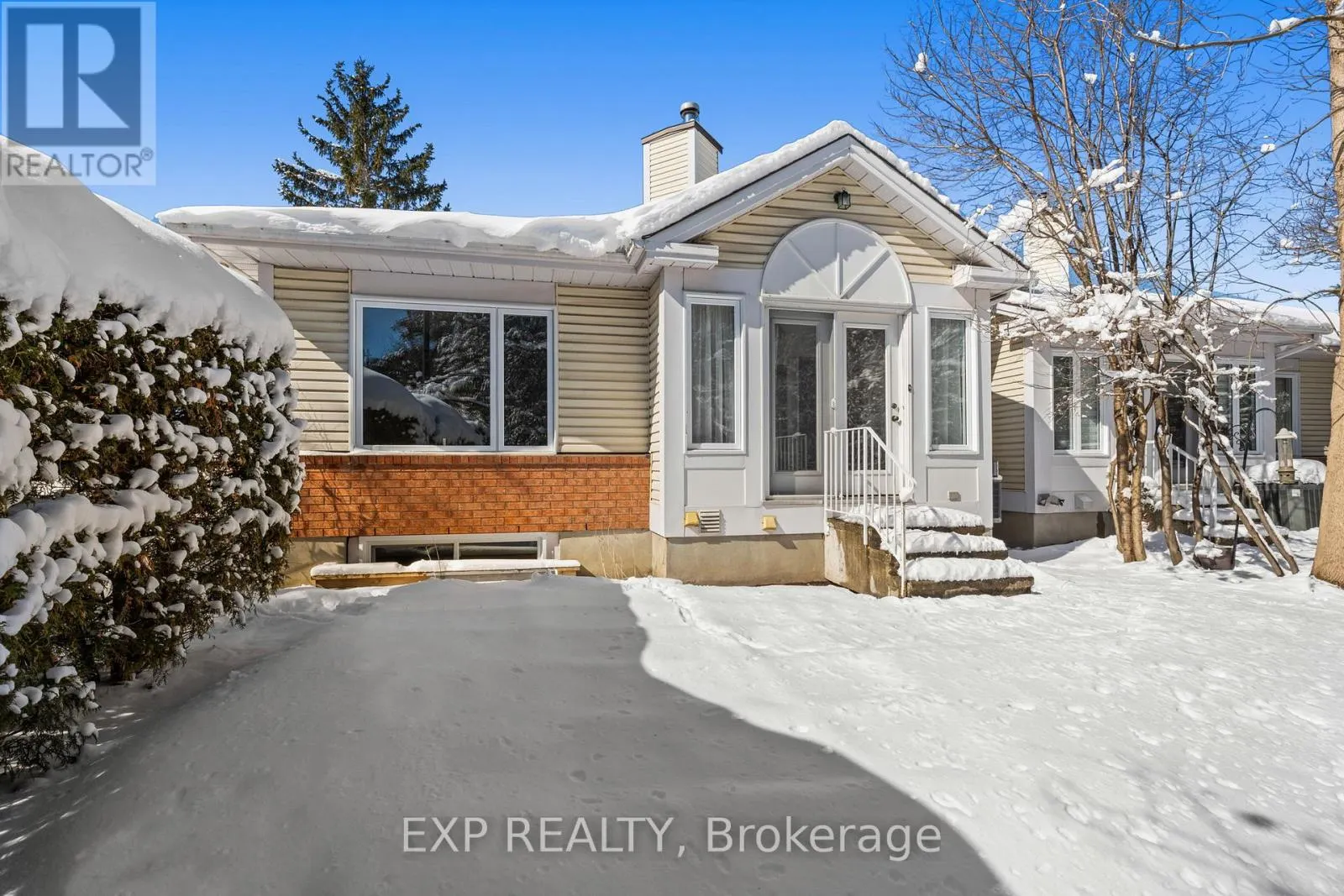 1 HEATHER GLEN COURT