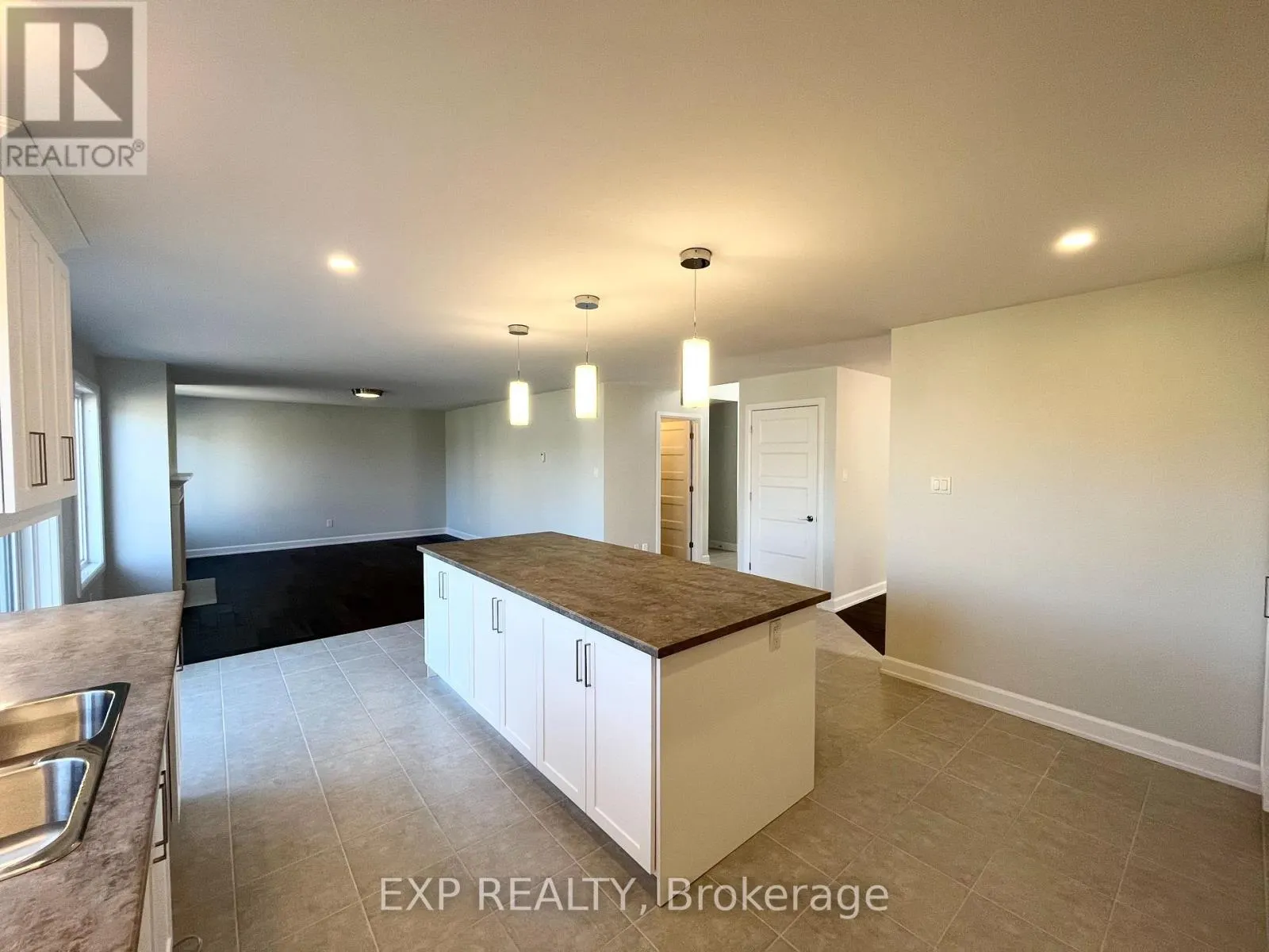 827 SOLIDEX PLACE