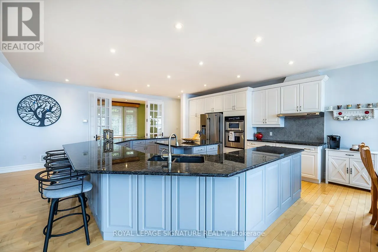 1524 WESTVIEW CRESCENT