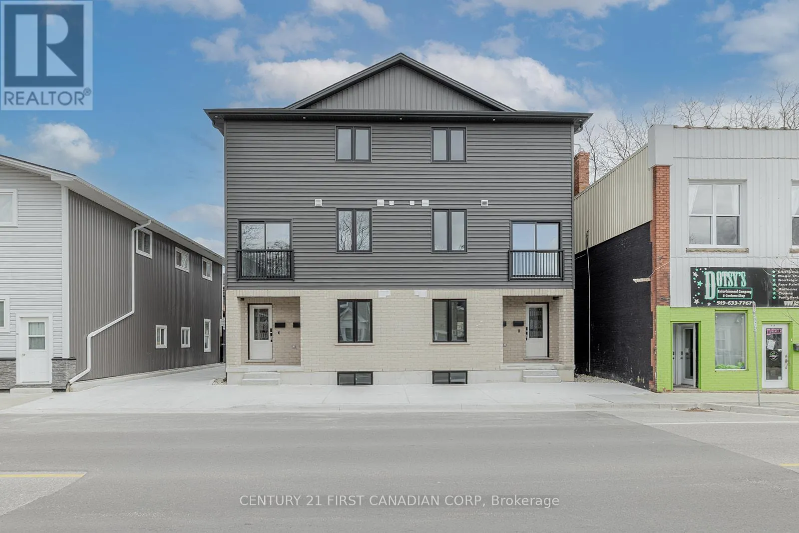 109 ROSS STREET