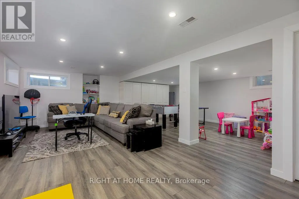 4511 KELLY FARM DRIVE
