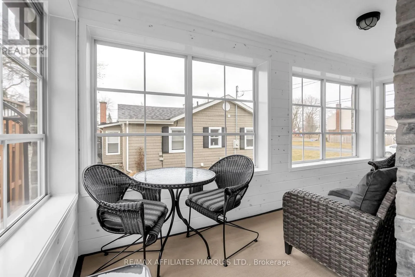 1601 PETER STREET