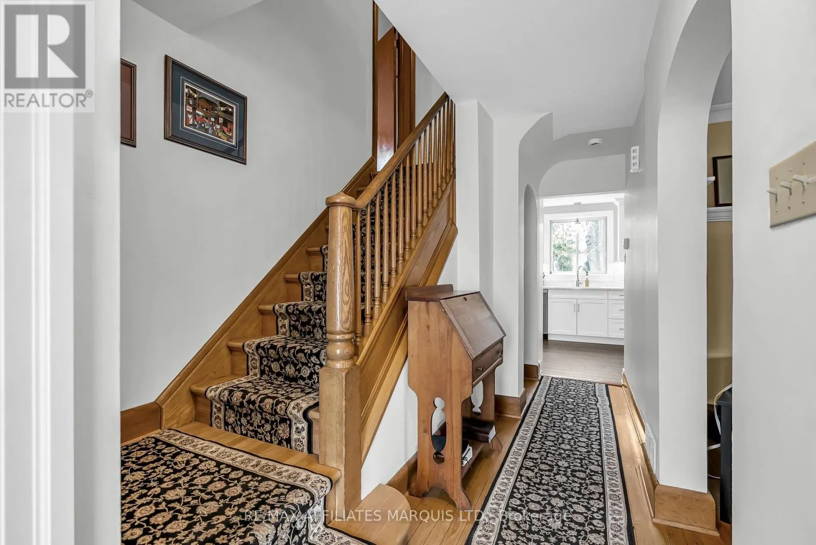 1601 PETER STREET