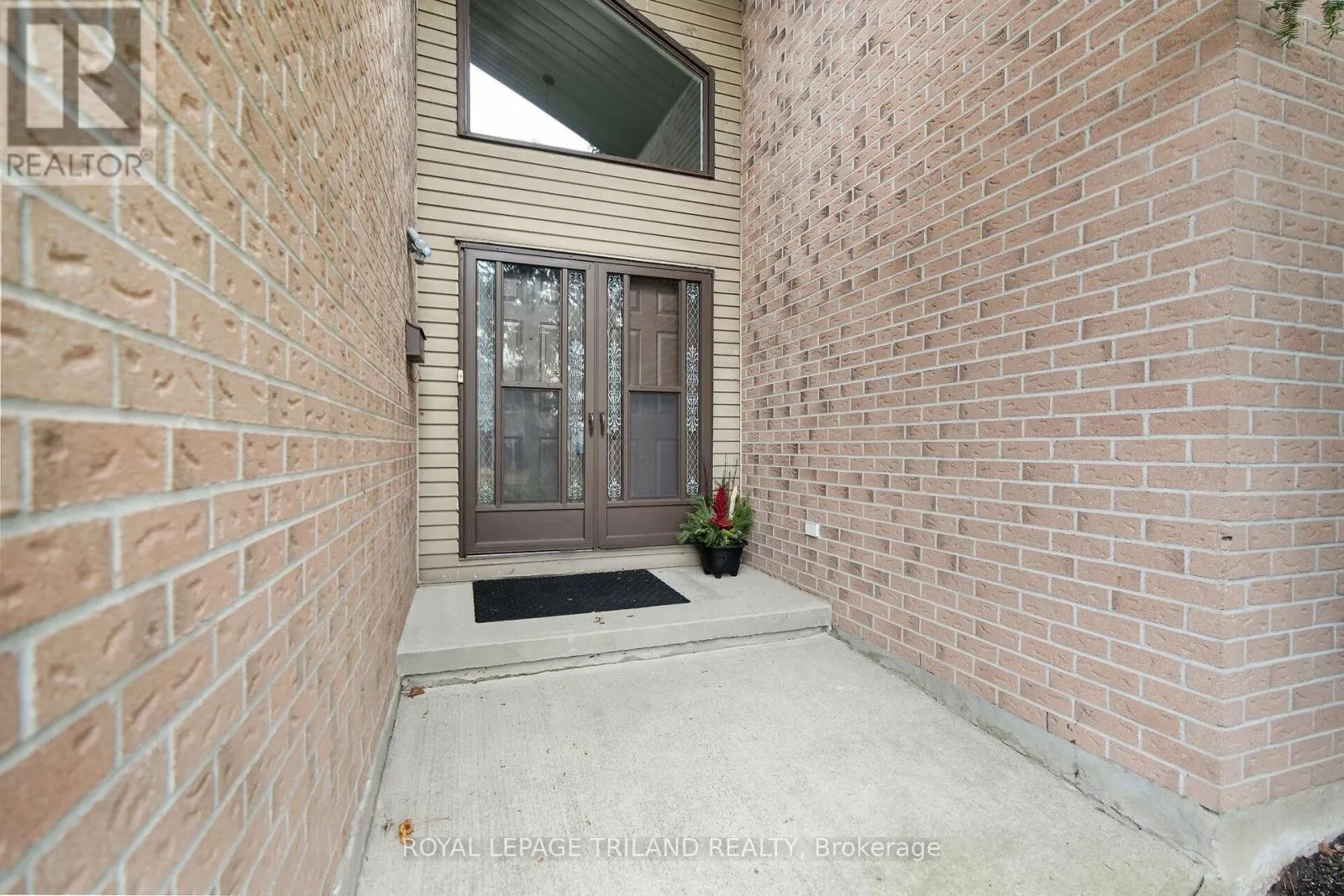 1008 THISTLEDOWN WAY